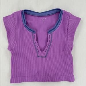 Urban Outfitters Women's Purple and Blue Crop-top‎